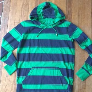 Men’s pullover shirt